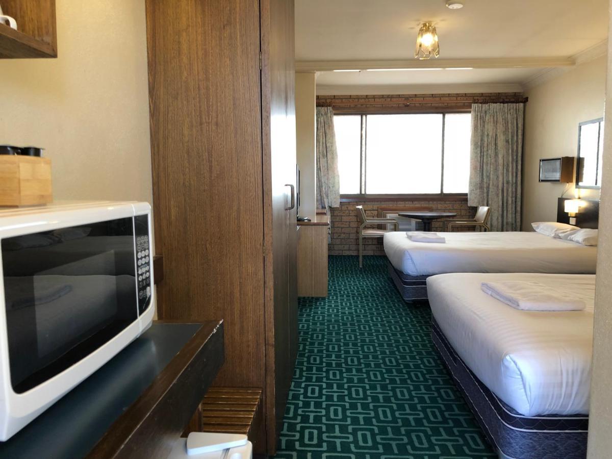 Canberra Lyneham Motor Inn Kültér fotó