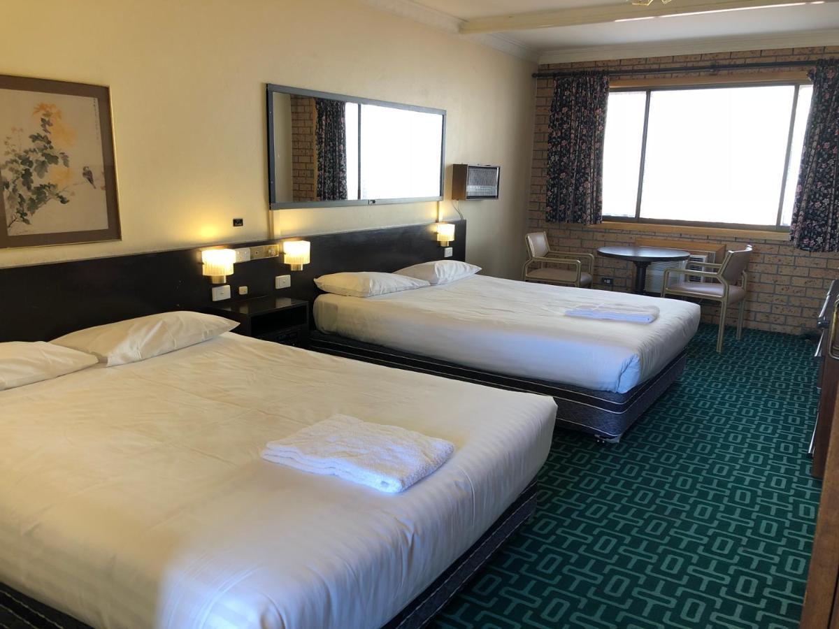 Canberra Lyneham Motor Inn Kültér fotó