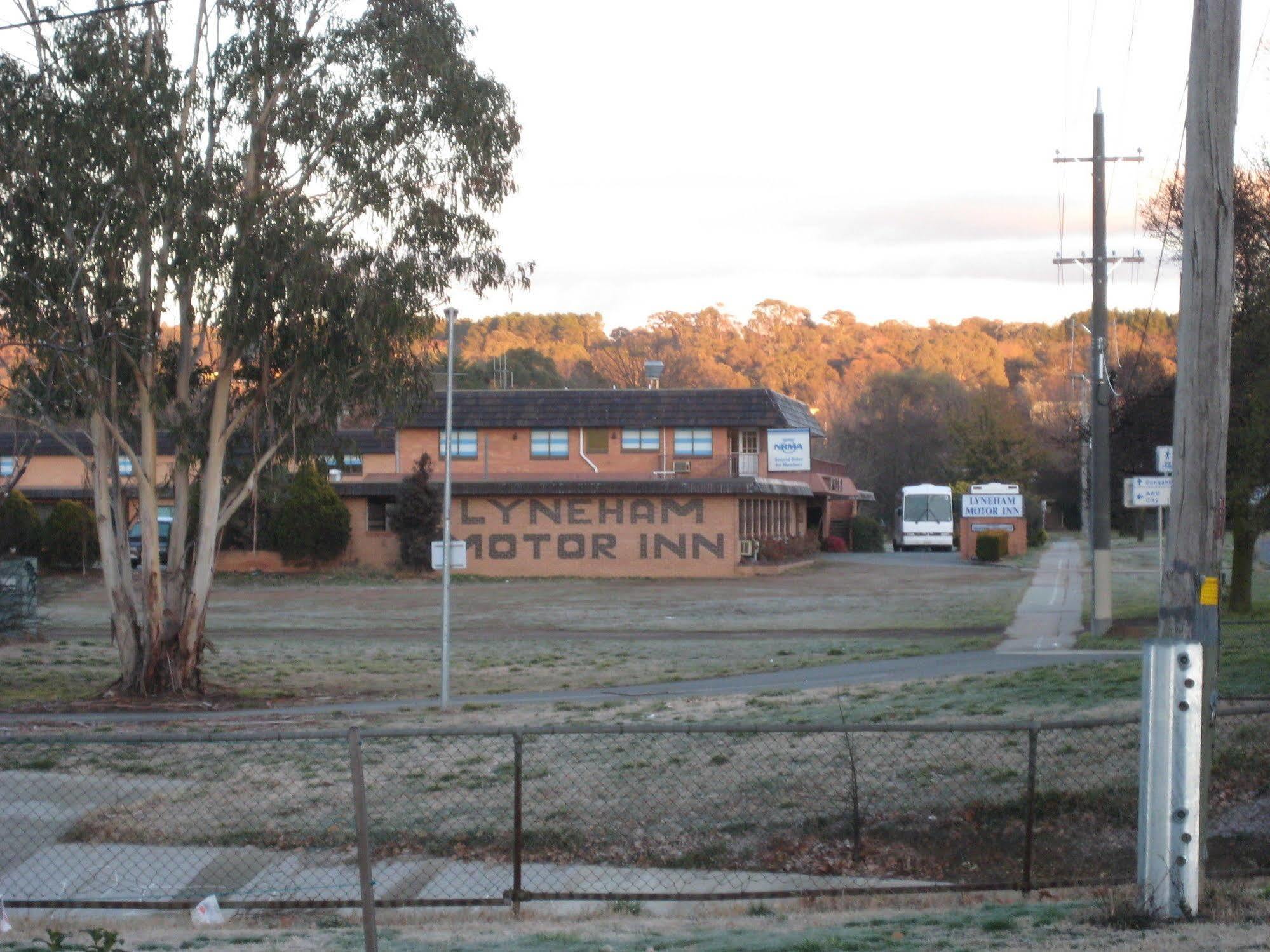 Canberra Lyneham Motor Inn Kültér fotó